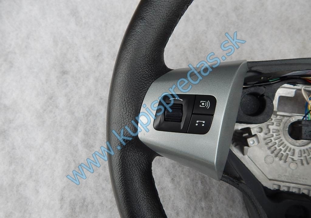 Vyhrievaný volant Opel Corsa D